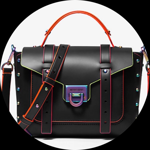 designer5857